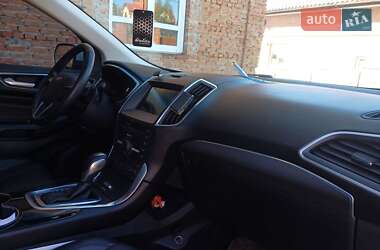 Внедорожник / Кроссовер Ford Edge 2016 в 