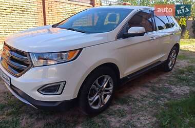 Внедорожник / Кроссовер Ford Edge 2016 в 