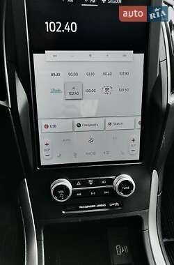 Внедорожник / Кроссовер Ford Edge 2022 в 