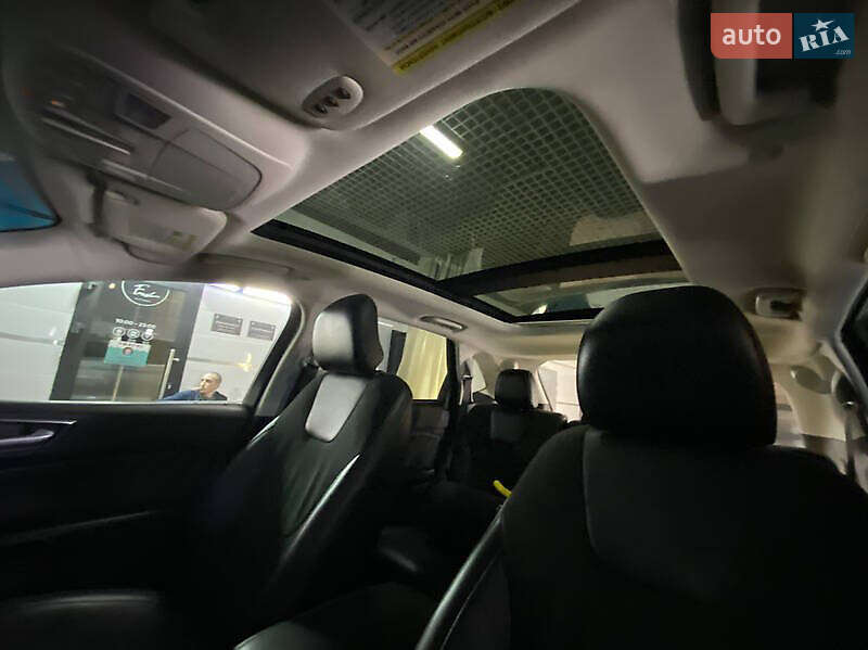 Внедорожник / Кроссовер Ford Edge 2016 в Киеве