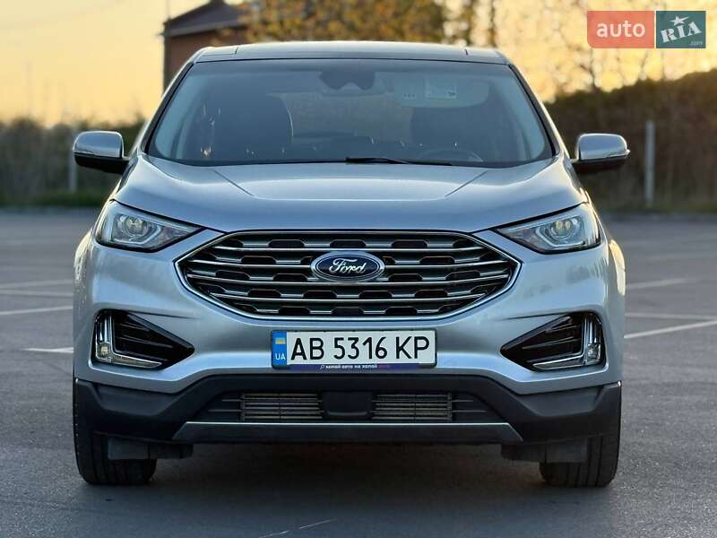 Внедорожник / Кроссовер Ford Edge 2019 в 