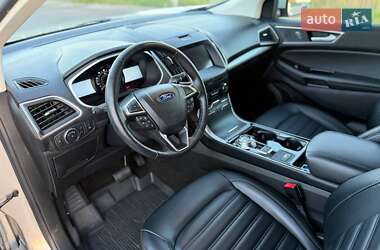 Внедорожник / Кроссовер Ford Edge 2019 в 