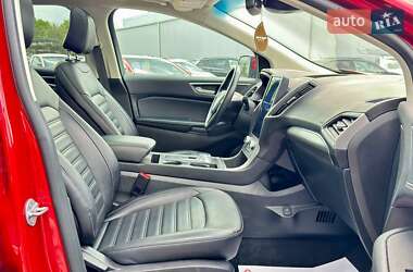 Внедорожник / Кроссовер Ford Edge 2022 в 