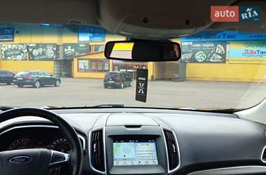 Позашляховик / Кросовер Ford Edge 2016 в 