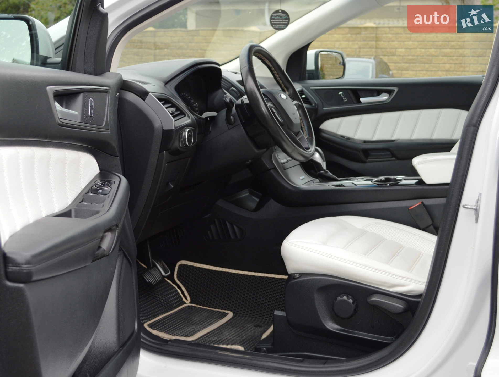 2016 Ford Edge - мініатюра 17