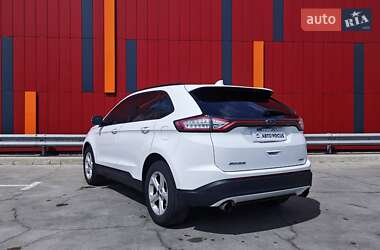 Внедорожник / Кроссовер Ford Edge 2015 в 
