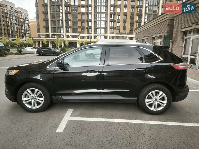 Позашляховик / Кросовер Ford Edge 2019 в Києві