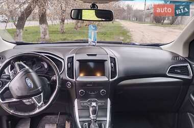 Внедорожник / Кроссовер Ford Edge 2015 в 