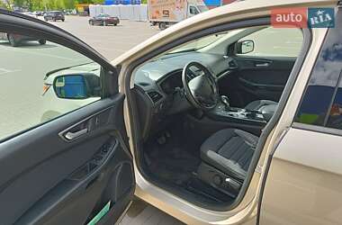 Позашляховик / Кросовер Ford Edge 2017 в 