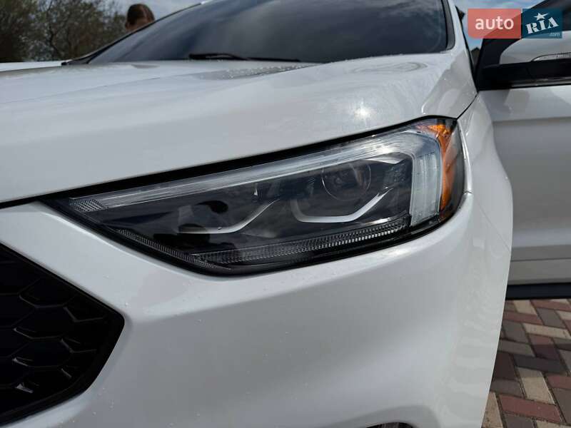 Внедорожник / Кроссовер Ford Edge 2021 в Татарбунарах