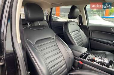 Внедорожник / Кроссовер Ford Edge 2019 в 
