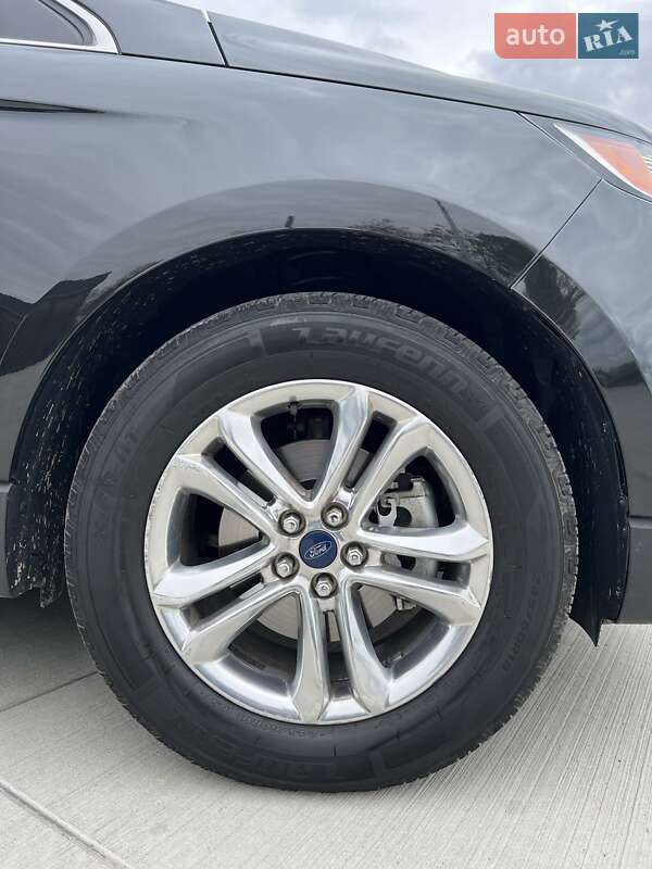 Позашляховик / Кросовер Ford Edge 2015 в Львові