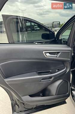 Внедорожник / Кроссовер Ford Edge 2015 в 