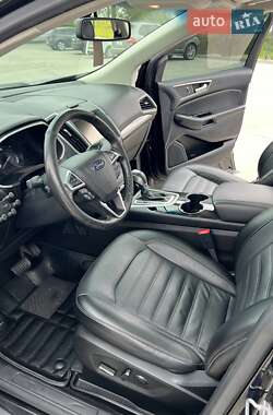 Внедорожник / Кроссовер Ford Edge 2015 в 
