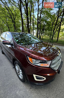 Внедорожник / Кроссовер Ford Edge 2016 в 