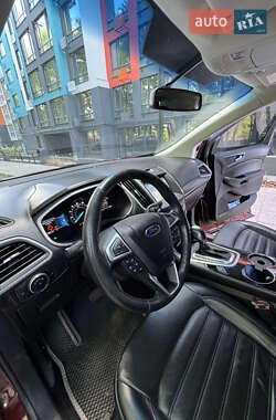 Внедорожник / Кроссовер Ford Edge 2016 в 