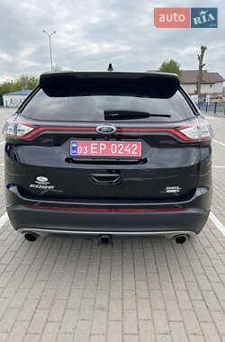Внедорожник / Кроссовер Ford Edge 2016 в 