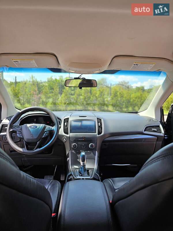Внедорожник / Кроссовер Ford Edge 2016 в Черновцах