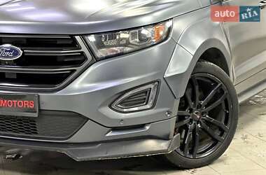 Позашляховик / Кросовер Ford Edge 2016 в 