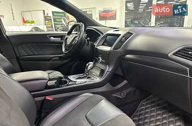Позашляховик / Кросовер Ford Edge 2016 в 