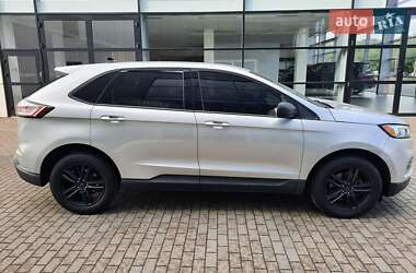 Внедорожник / Кроссовер Ford Edge 2018 в 