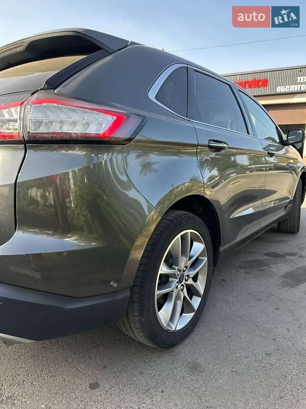 Внедорожник / Кроссовер Ford Edge 2017 в Сумах