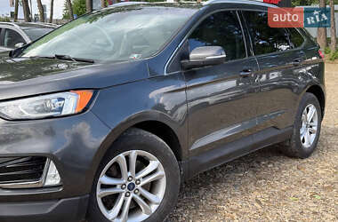 Позашляховик / Кросовер Ford Edge 2020 в 