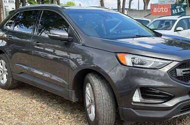 Позашляховик / Кросовер Ford Edge 2020 в 