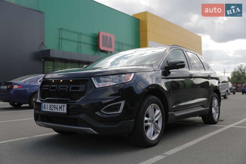 Внедорожник / Кроссовер Ford Edge 2015 в 