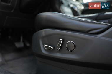 Внедорожник / Кроссовер Ford Edge 2015 в 