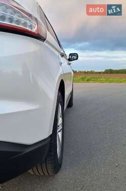 Внедорожник / Кроссовер Ford Edge 2018 в 