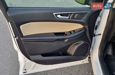 Внедорожник / Кроссовер Ford Edge 2018 в 