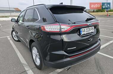 Внедорожник / Кроссовер Ford Edge 2018 в 