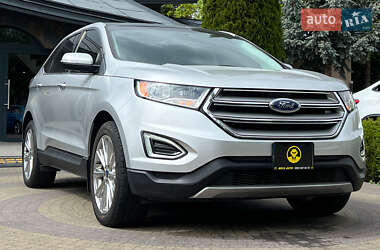 Внедорожник / Кроссовер Ford Edge 2016 в 