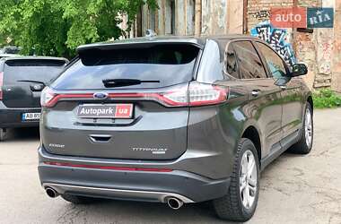 Позашляховик / Кросовер Ford Edge 2016 в 