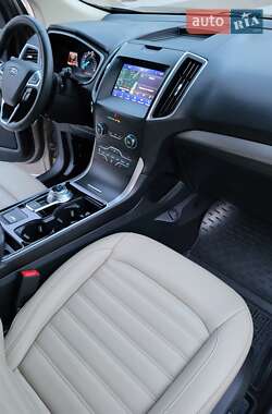 Внедорожник / Кроссовер Ford Edge 2020 в 