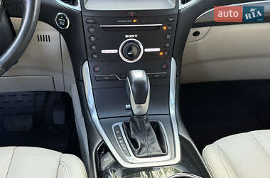 Внедорожник / Кроссовер Ford Edge 2015 в 