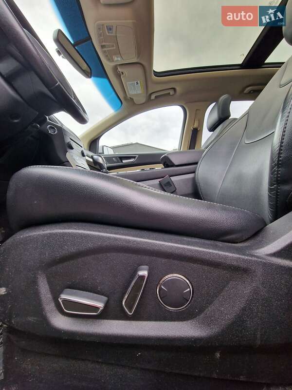 Внедорожник / Кроссовер Ford Edge 2015 в Ивано-Франковске