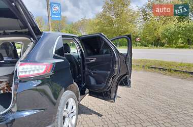 Позашляховик / Кросовер Ford Edge 2017 в 