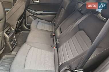 Внедорожник / Кроссовер Ford Edge 2018 в 