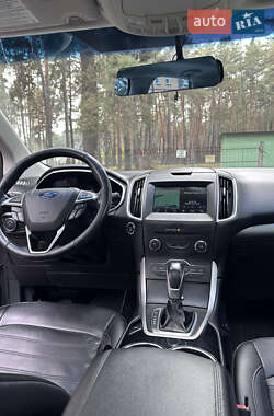 Внедорожник / Кроссовер Ford Edge 2016 в 