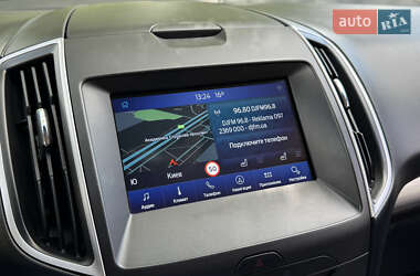 Внедорожник / Кроссовер Ford Edge 2017 в 