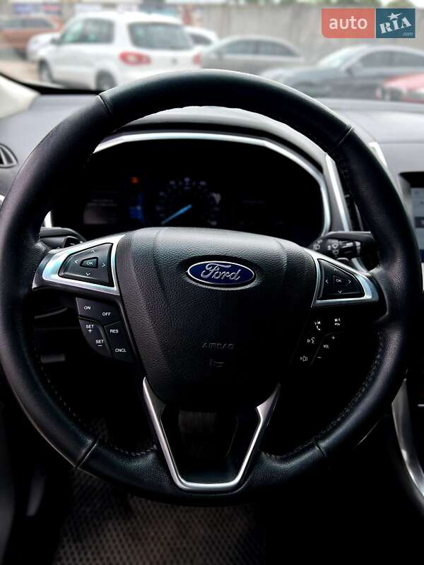 Внедорожник / Кроссовер Ford Edge 2016 в Чернигове