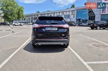 Внедорожник / Кроссовер Ford Edge 2017 в 