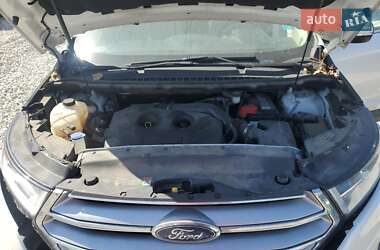 Внедорожник / Кроссовер Ford Edge 2015 в 