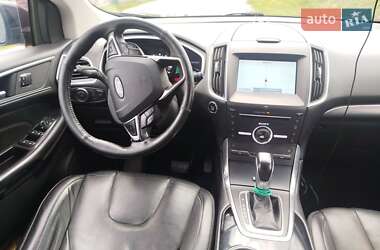 Внедорожник / Кроссовер Ford Edge 2016 в 