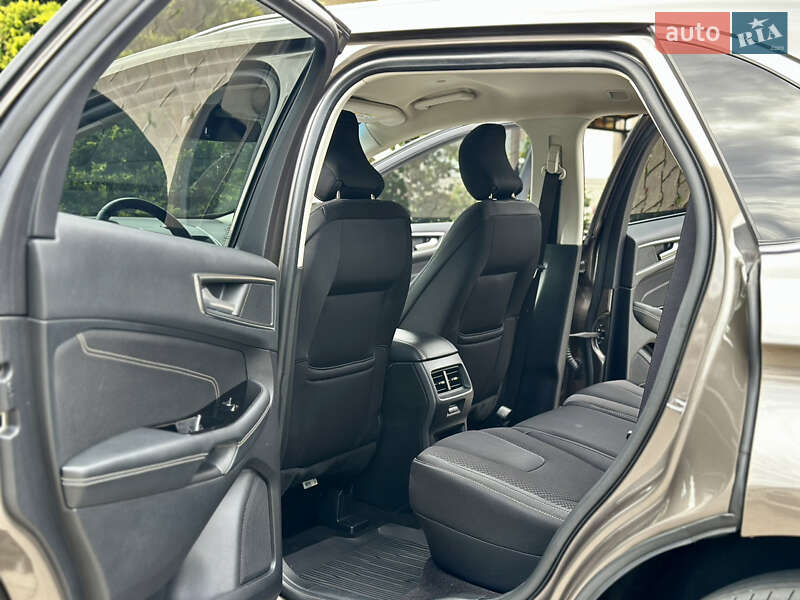 Внедорожник / Кроссовер Ford Edge 2019 в Одессе