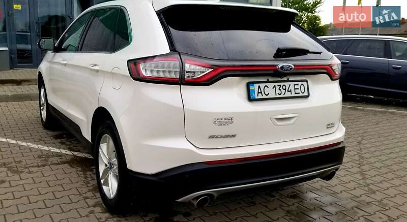 Внедорожник / Кроссовер Ford Edge 2016 в Нововолынске