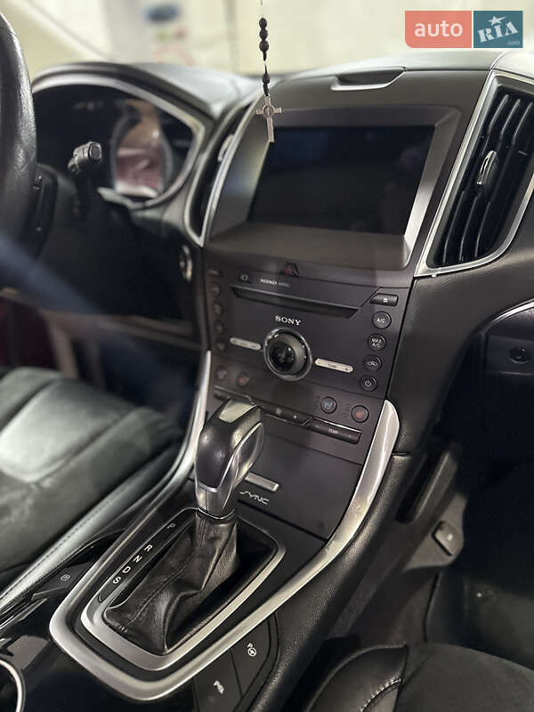 Внедорожник / Кроссовер Ford Edge 2016 в Ивано-Франковске