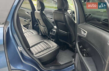 Внедорожник / Кроссовер Ford Edge 2019 в 